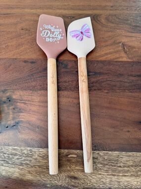 Dolly Parton Silicone Beechwood Spatula 2-pc. Set What would Dolly Do? Butterfly
